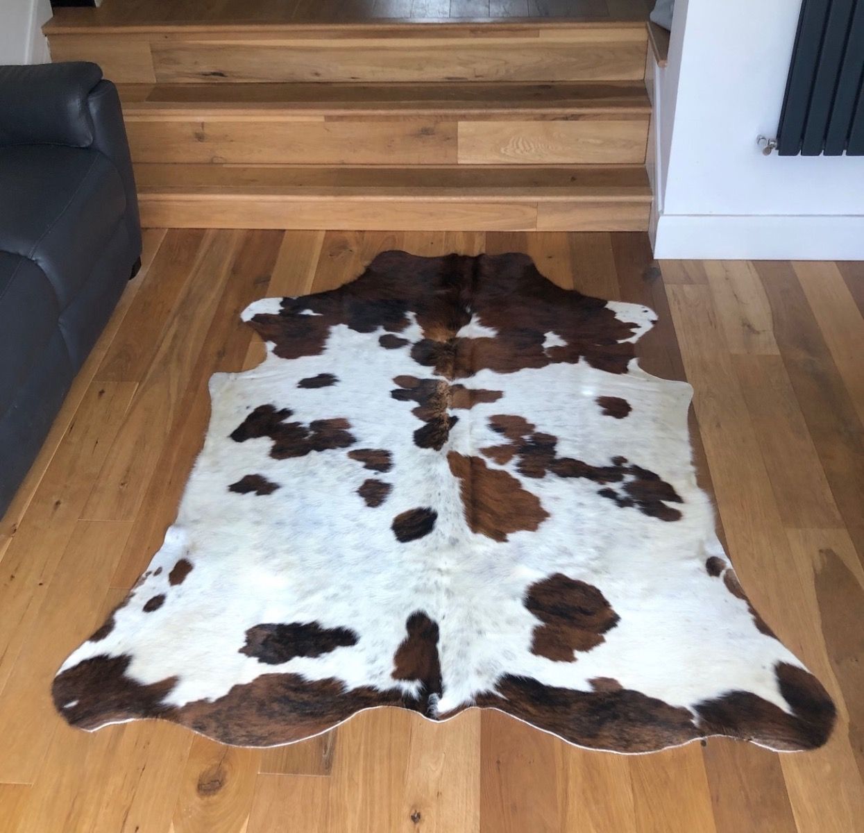 Cowhide Rug Special Offer 1528 Size 1.67m × 1.80m (66" × 71") - Click Image to Close